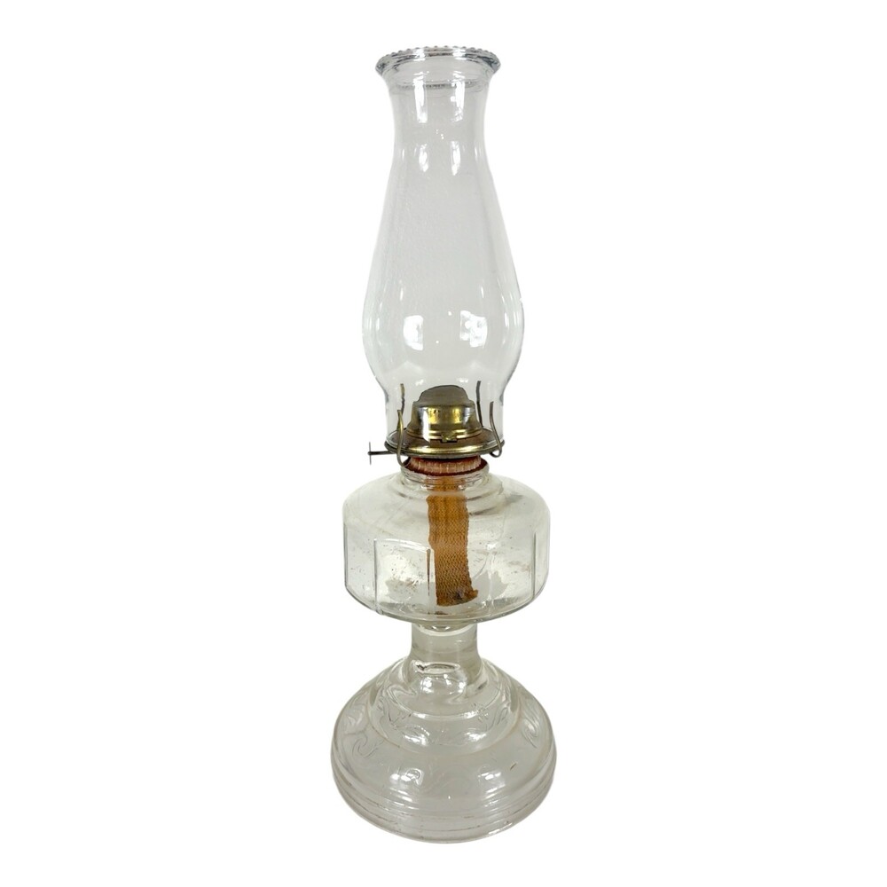 Vintage Risdon P&A Mfg Co Danbury CT Clear Glass Eagle Burner Kerosene Oil Lamp